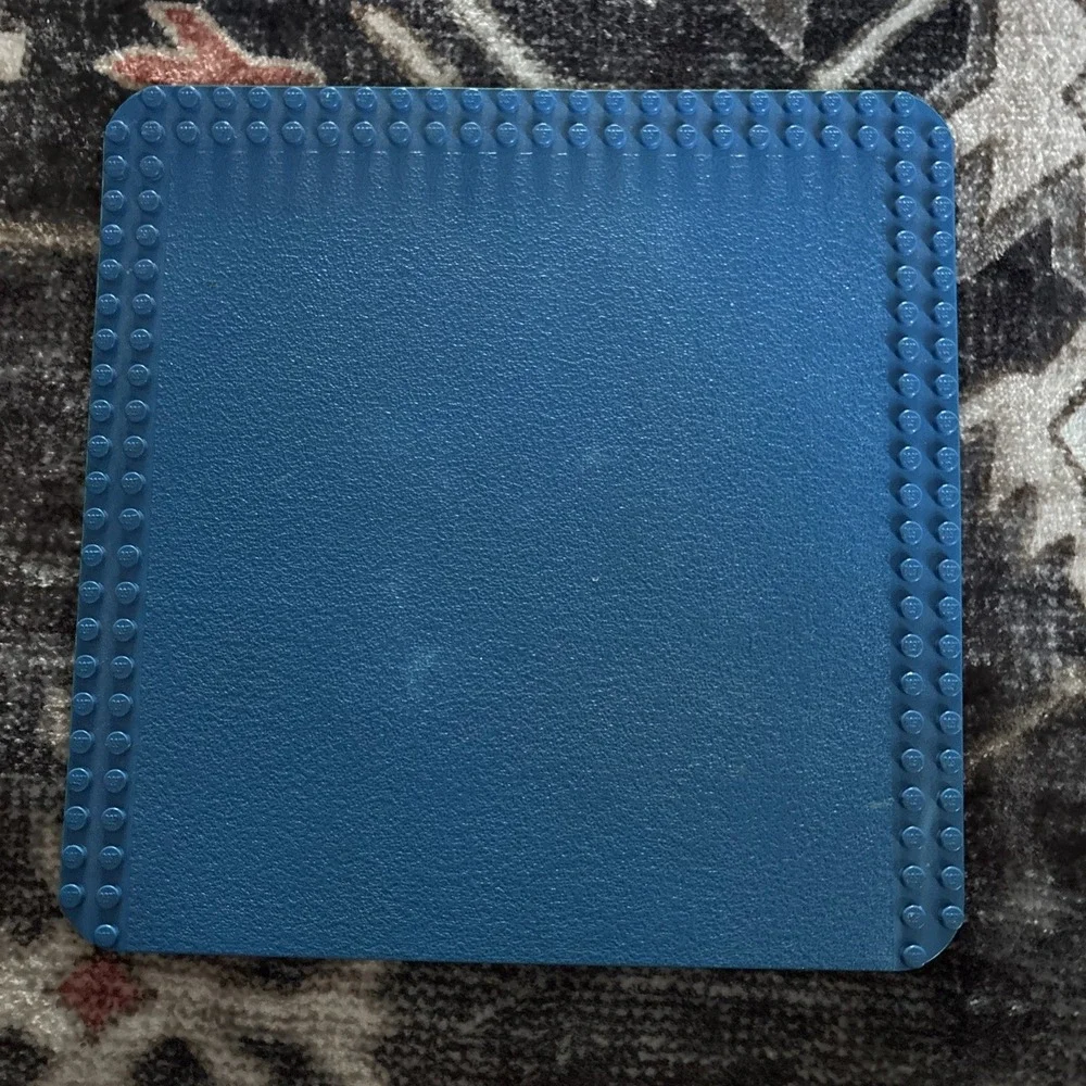 LEGO VINTAGE HOMEMAKER BLUE BASE PLATE STUDS ON EDGES